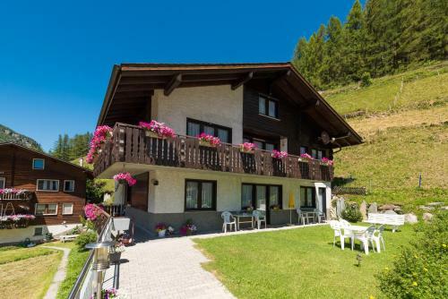 Apartments Orphelja
