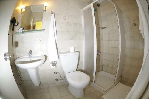 A&b Home Hotel