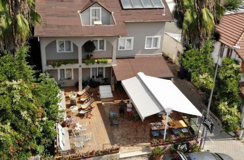 A&b Home Hotel
