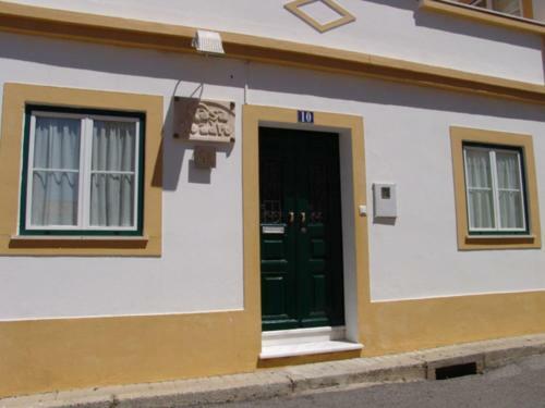 Hostal Casa Do Adro Da Igreja Turismo De Habita��o