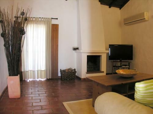 Hostal Herdade Do Freixial - Turismo Rural