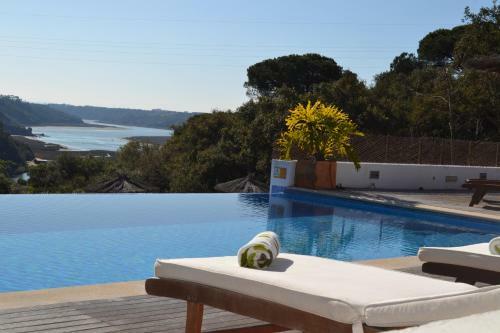 Hostal Herdade Do Freixial - Turismo Rural