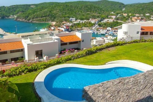 Cruz Del Mar Huatulco