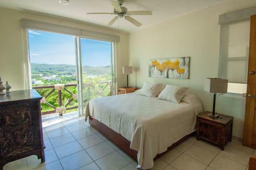 Cruz Del Mar Huatulco