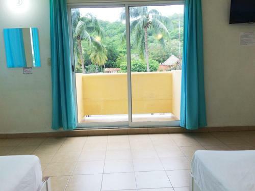 Hotel Playa Del Sol
