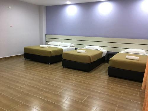 Grand Business Hotel