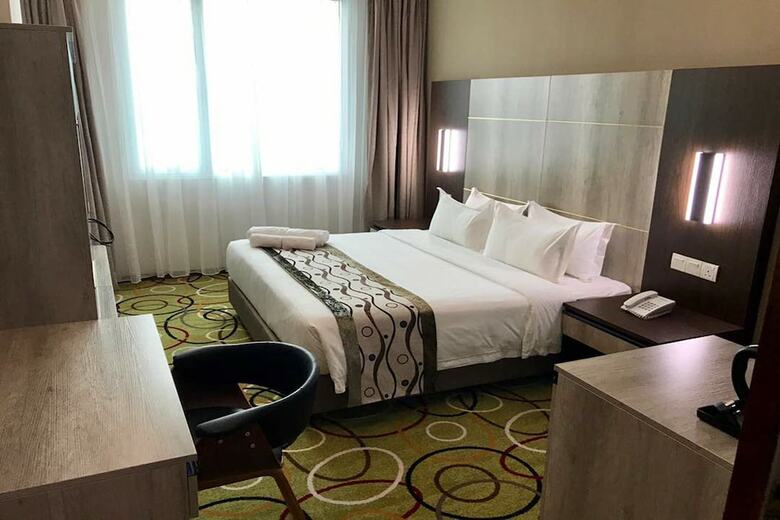 Ano Hotel