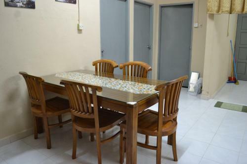 Hostal Leyna Guesthouse Kota Bharu