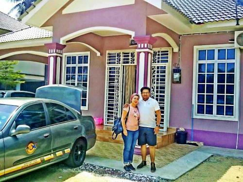 Bed & Breakfast Airport Shuttle Freebies Transit Rooms
