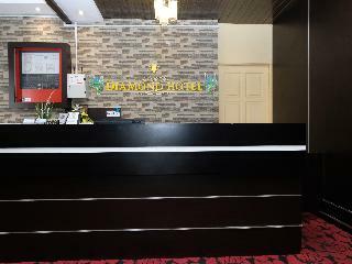 Oyo 1151 Diamond Hotel