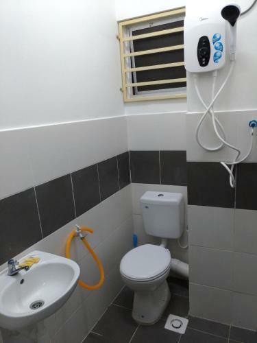 Cameron Muslim Apartment By Nurul