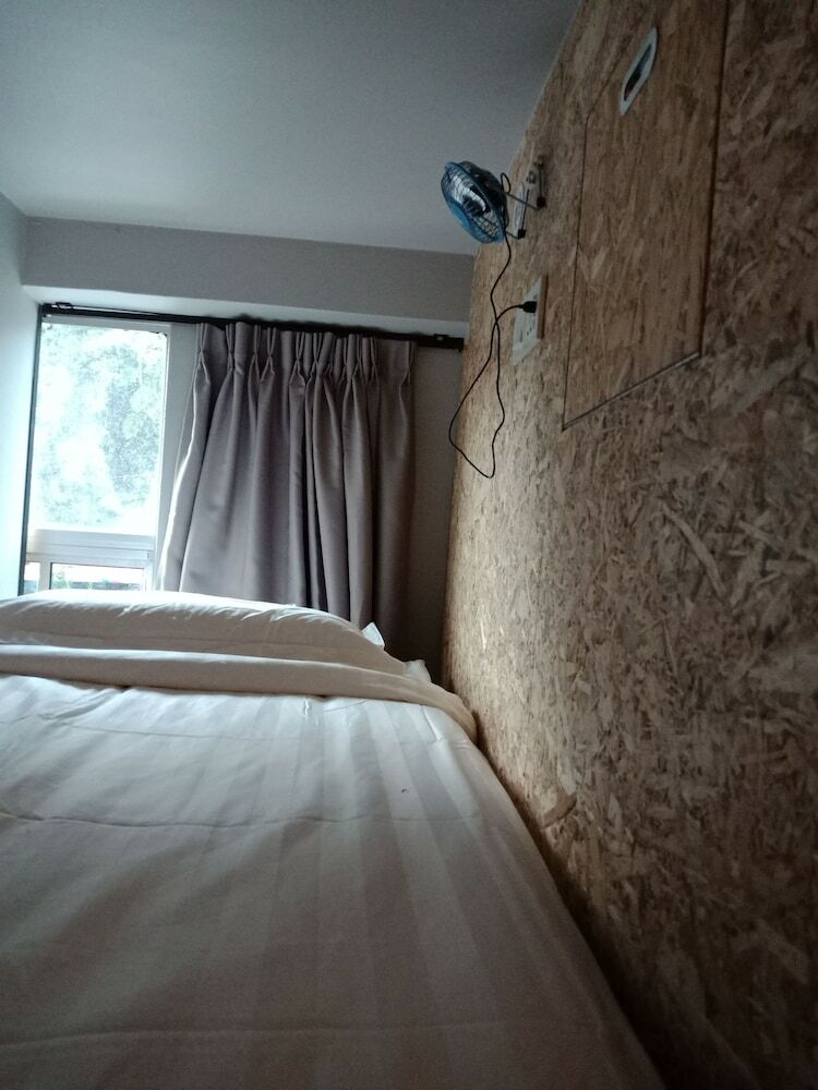 Sleepbox Hotel