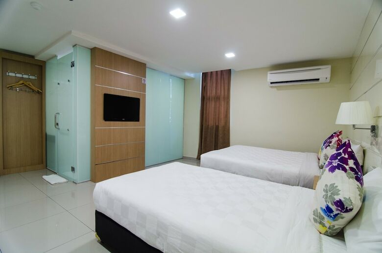 Mornington Hotel Sitiawan