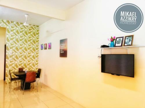 Mikael Azzikry Homestay
