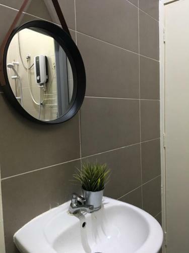 Putrihouzz Homestay