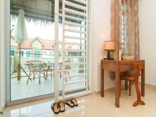 Balik Pulau Booklodge B&B