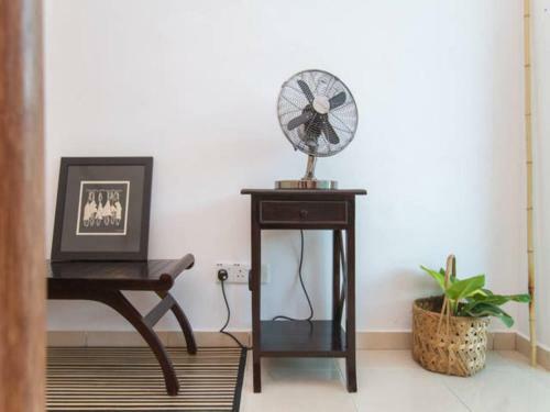 Balik Pulau Booklodge B&B