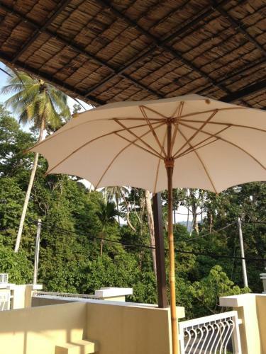 Balik Pulau Booklodge B&B