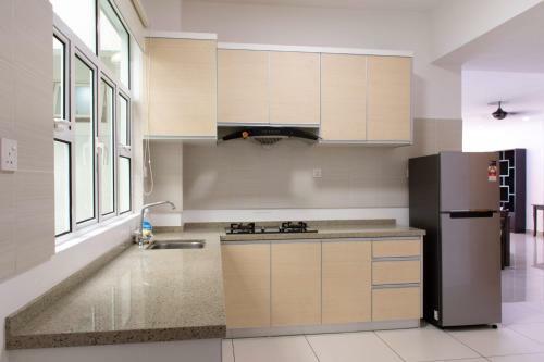 Apartamento Meridian Sunset Suite By D Imperio Homestay