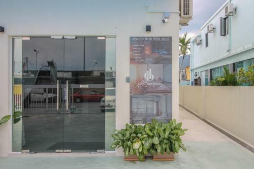 Hotel Dubin Art House