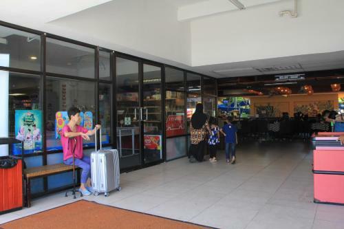 Hotel Marose Gold Coast Morib