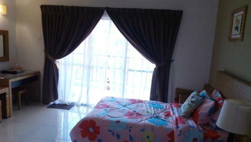 Apartamentos Zamlan Gold Coast Morib 1 @ Rozlan