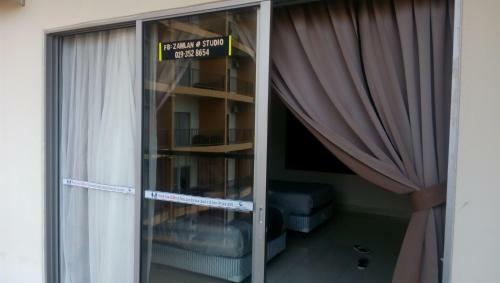 Apartamentos Zamlan Gold Coast Morib 1 @ Rozlan
