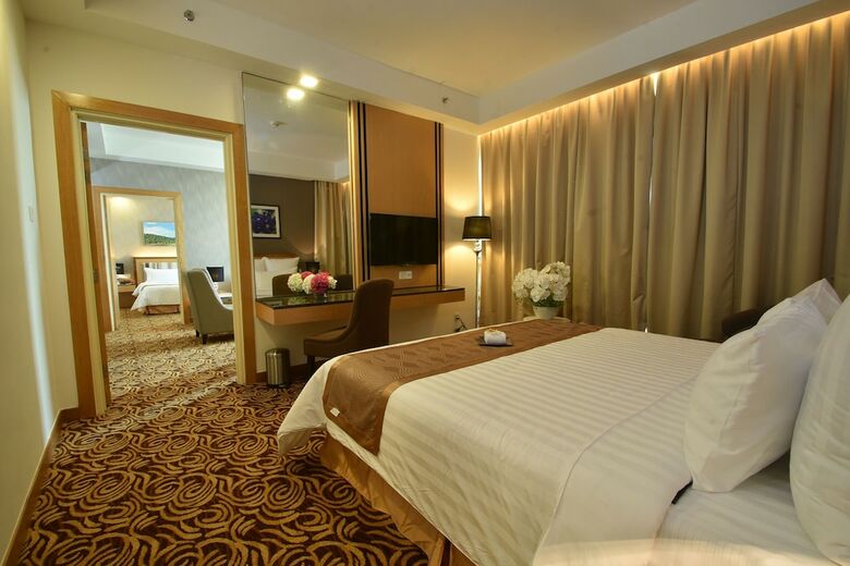 Tenera Hotel