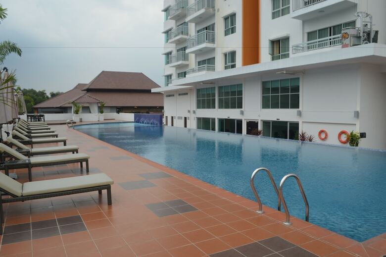 Tenera Hotel