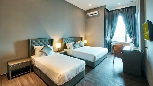 Avenue Garden Hotel