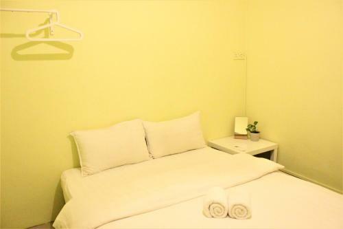 Hostal Once In Peninsula