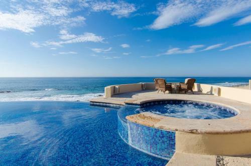 Beachfront Villa Near Great Surfing Villa Kash 3br