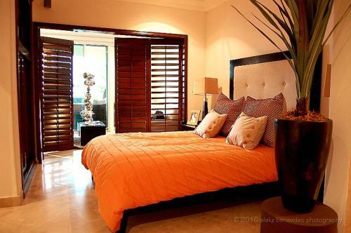 Hotel Las Olas Resort & Spa