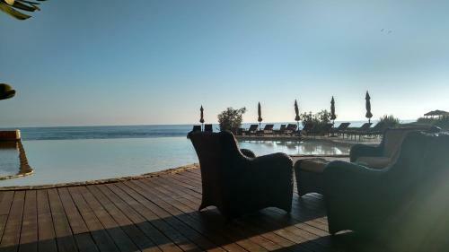 Hotel Las Olas Resort & Spa