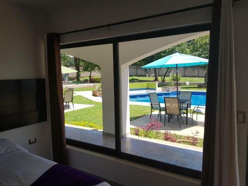 Hotel Yolonam Inn