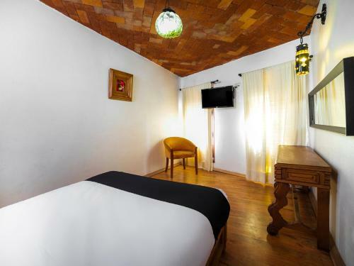 Hotel La Mansion Del Quijote