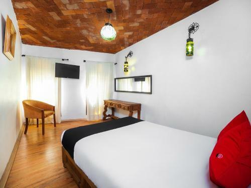 Hotel La Mansion Del Quijote