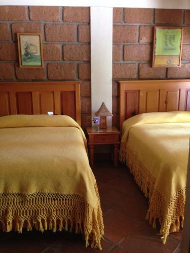 Hotel El Port�n