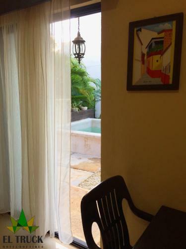 Hotel El Truck
