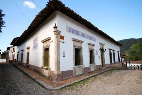 Hotel Del Puente