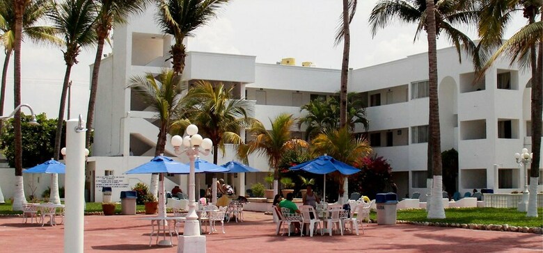 Hotel Arista Bugambilias