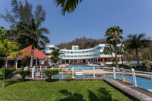 Hotel Puente Nacional Spa