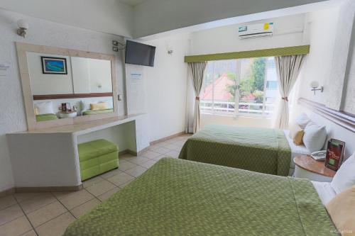 Hotel Puente Nacional Spa