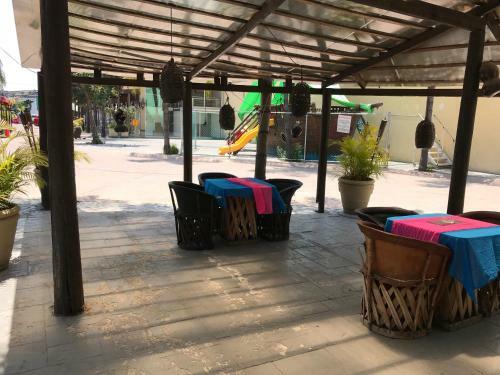 Hotel Paseo Palmas