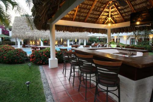 Hotel Villa Blanca Suites