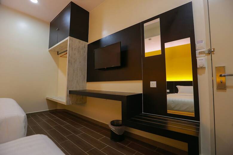 Pantai Regal Boutique Hotel