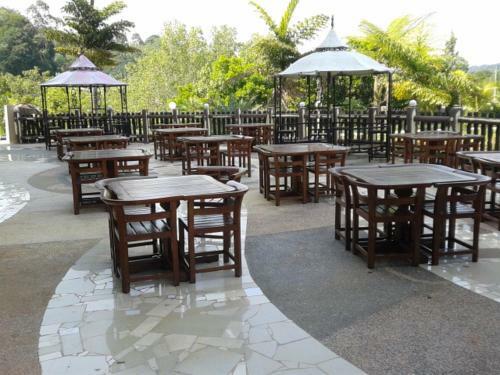 Yeob Bay Hotel & Resort