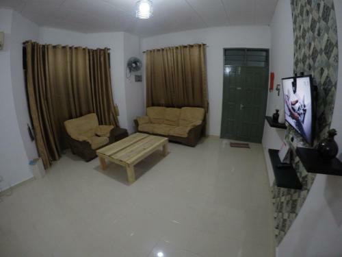 Che Ta Utama Homestay