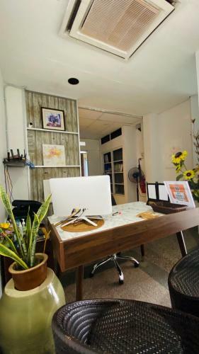 Milvus Hotel