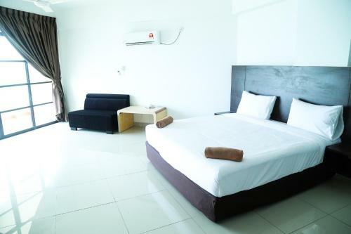 Hotel Marina Heights Resort